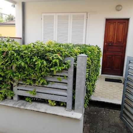 La Casa Dei Bebi Apartman Carrara Kültér fotó