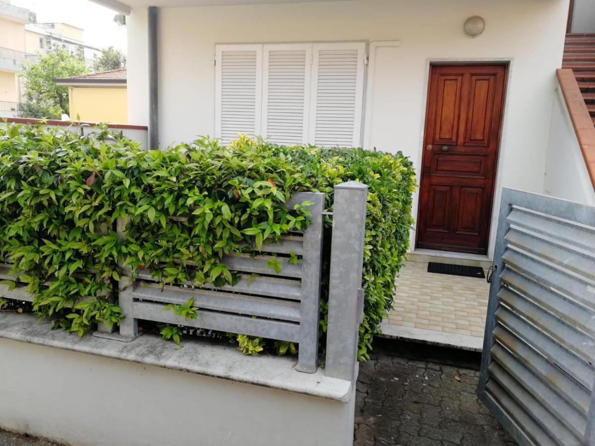 La Casa Dei Bebi Apartman Carrara Kültér fotó